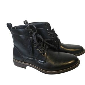 Santino Luciano mens black leather lace up boots. Size 9. NWOT